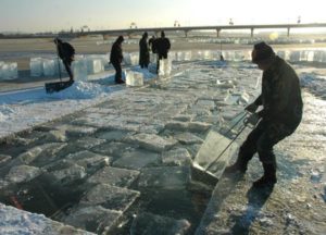 ice cutting in maine